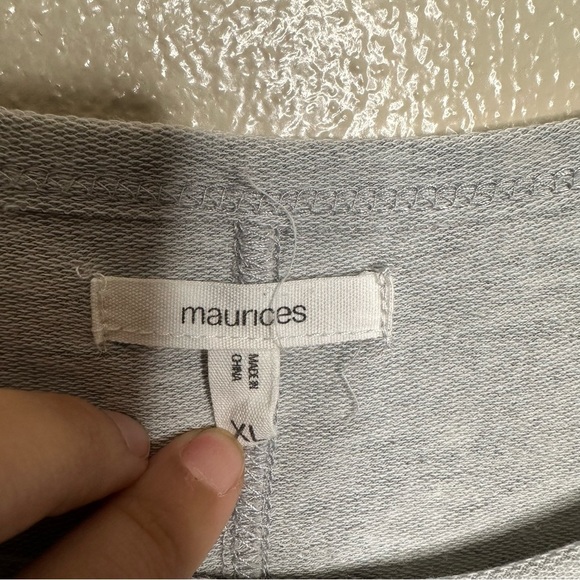 Maurices Heather Gray Star Raw Edge Sweatshirt Size XL - Picture 7 of 7